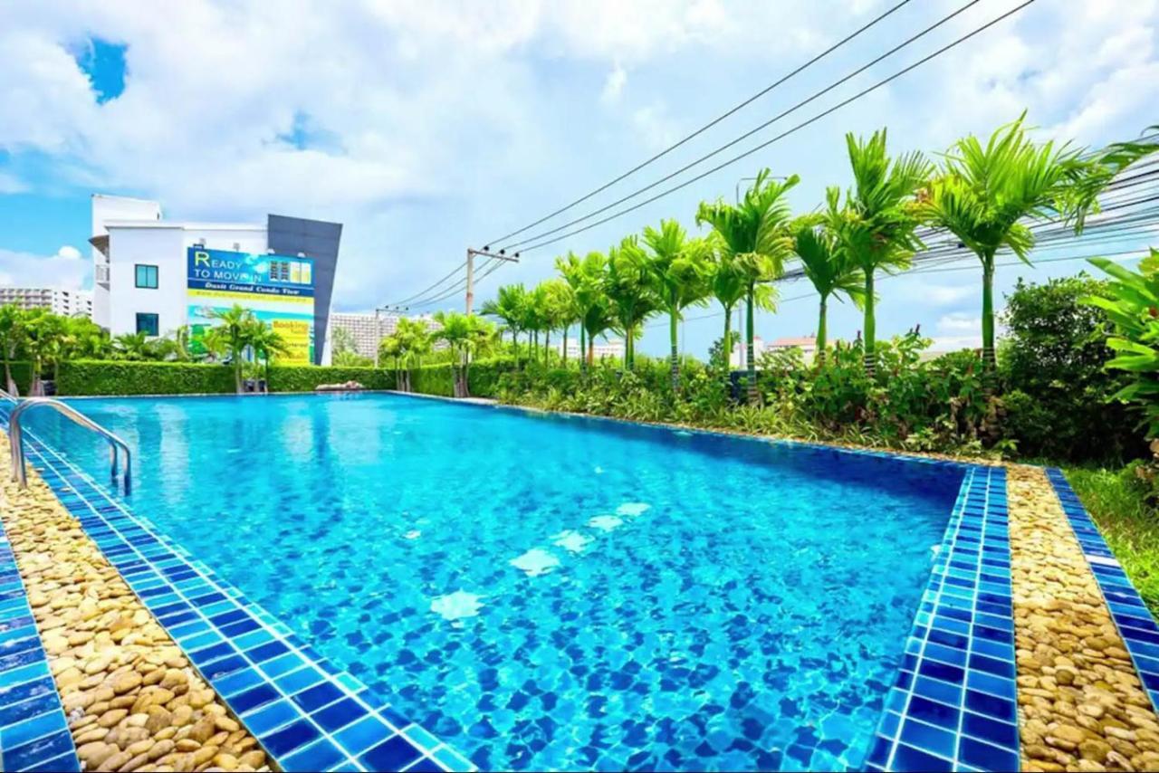 Dusit Grand Condo View Jomtien Beach Extérieur photo