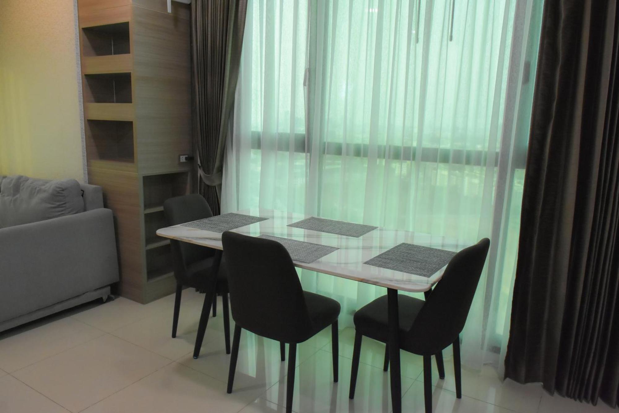 Dusit Grand Condo View Jomtien Beach Chambre photo